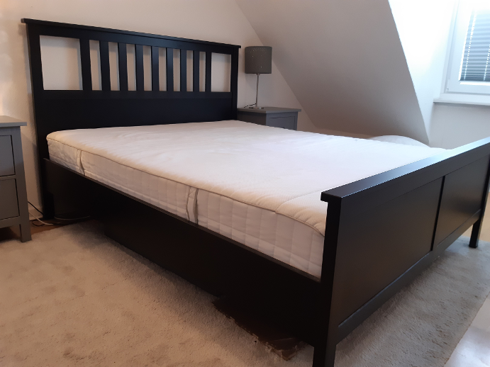Bed frame, 160 cm wide (Ikea Hemnes)